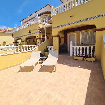 2 Bedroom Property In Closed Urbanisation Торевьиа Экстерьер фото